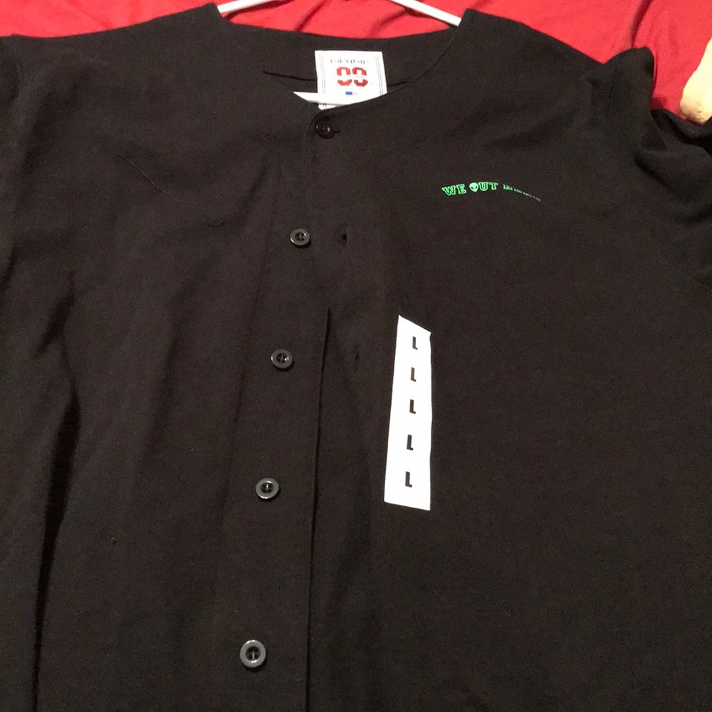 Rip n did Jerry button up shirt